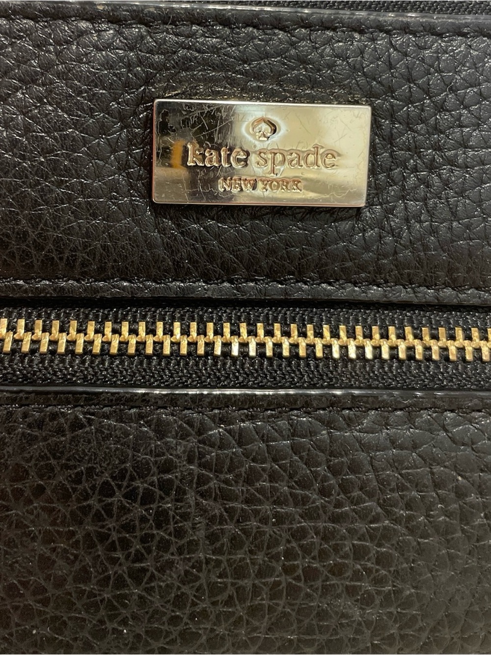 Kate Spade  Black Pebbled Leather Wristlet with Gold Hardware - Picture 4 of 6